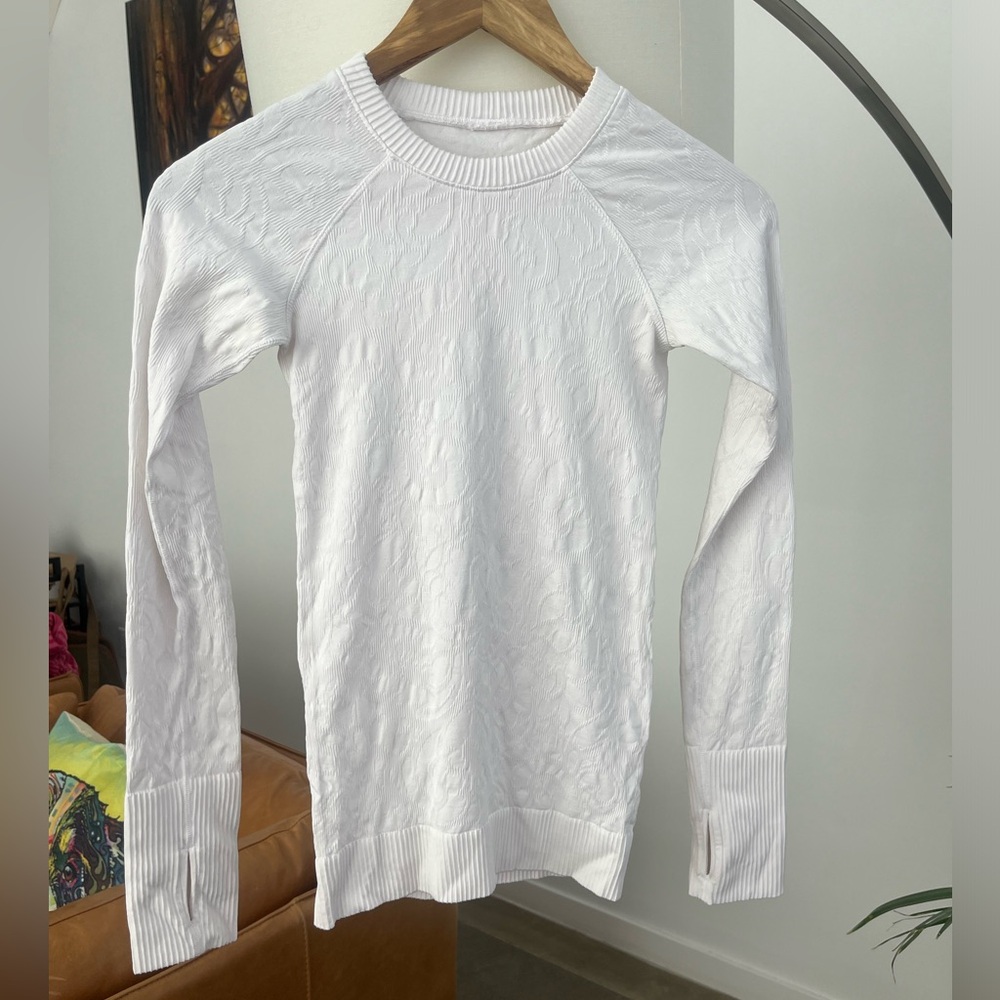 Lululemon Rest Less Pullover - Picture 2 of 3